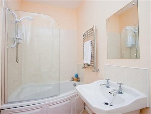 Woodland Guesthouse Дарлінгтон Екстер'єр фото